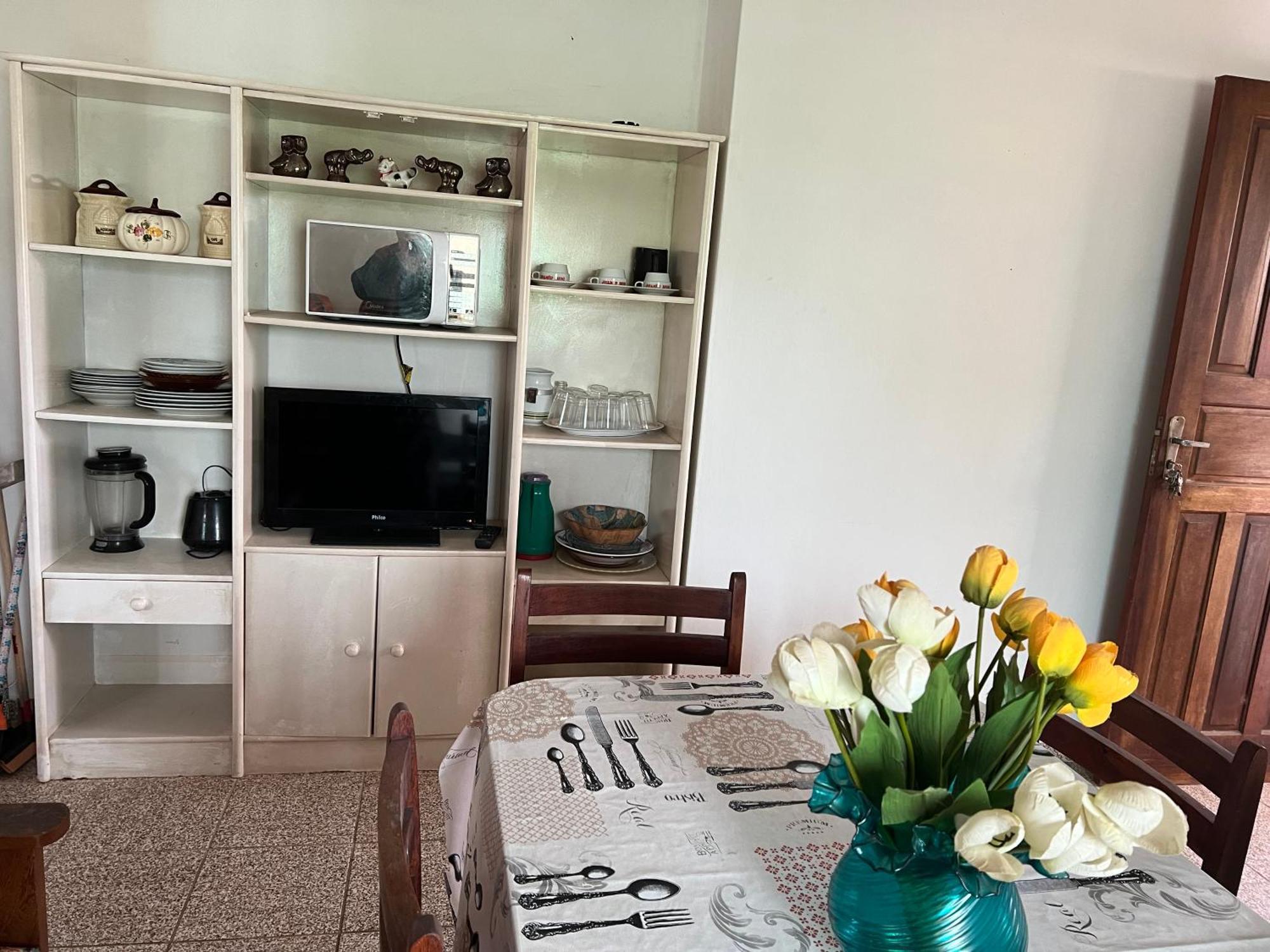 Aptos Familia Com Ar Condicionado Ubatuba Praia Pereque Acu Luaran gambar