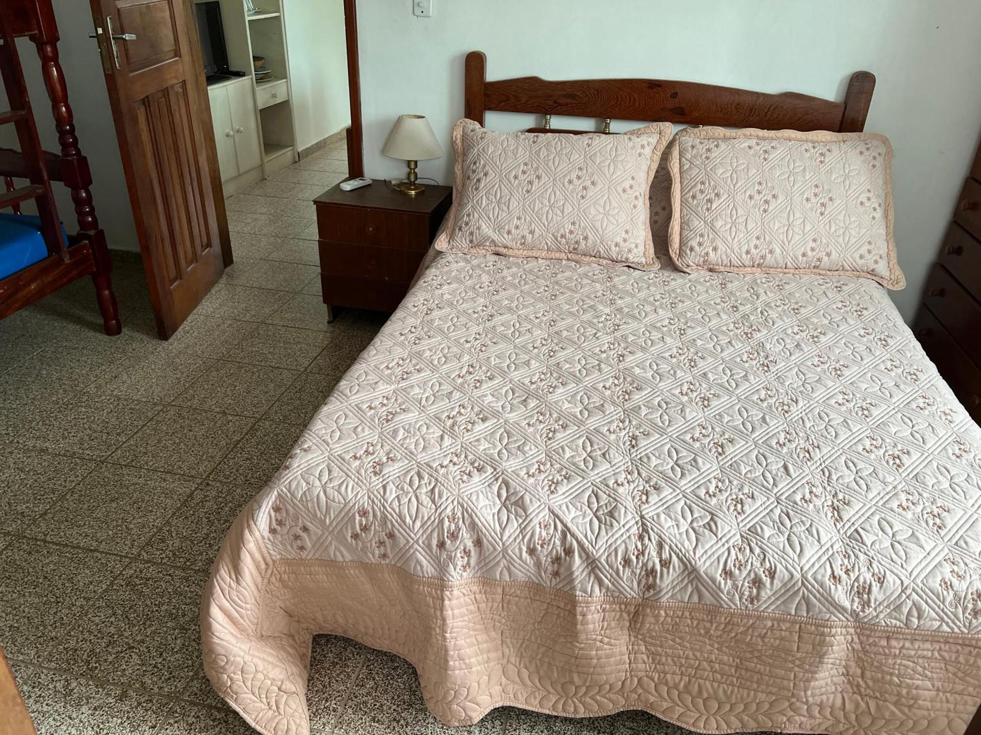Aptos Familia Com Ar Condicionado Ubatuba Praia Pereque Acu Luaran gambar