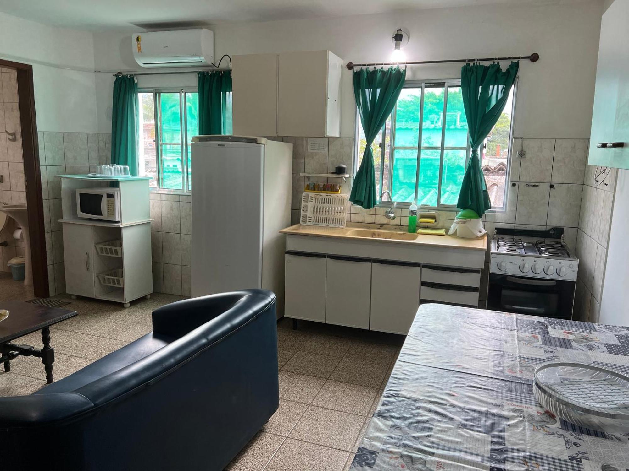 Aptos Familia Com Ar Condicionado Ubatuba Praia Pereque Acu Luaran gambar