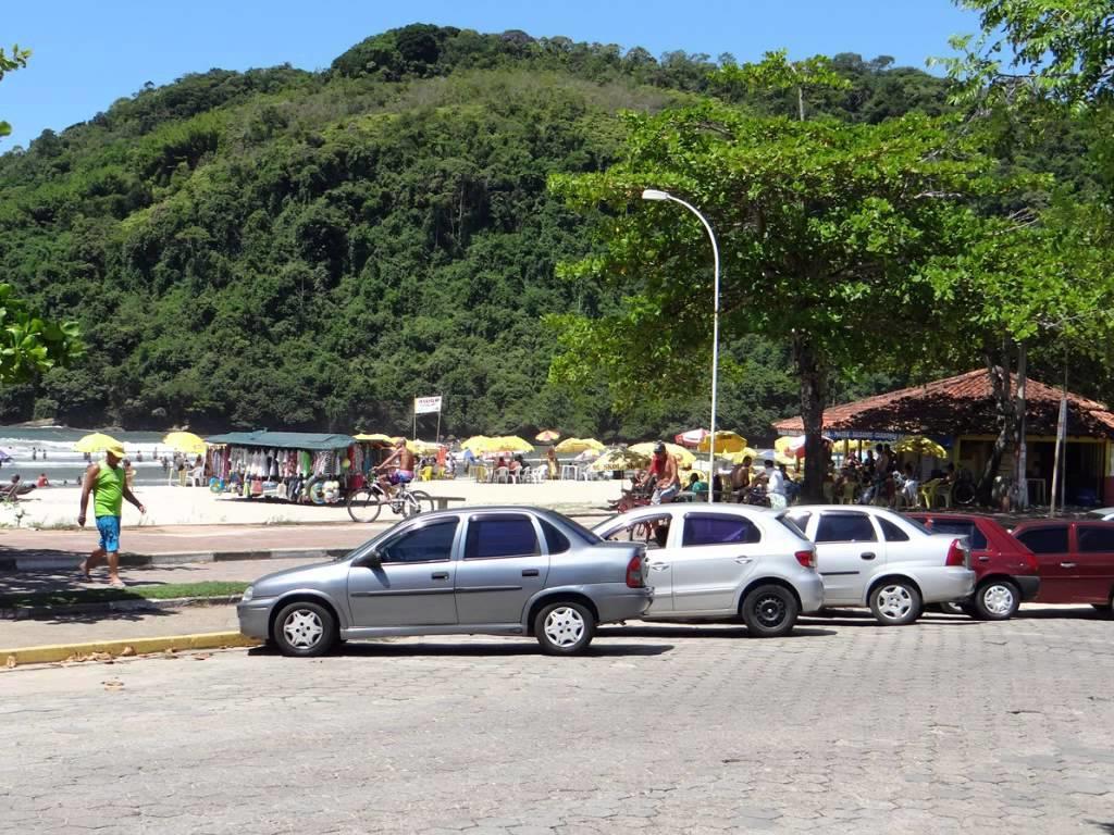 Aptos Familia Com Ar Condicionado Ubatuba Praia Pereque Acu Luaran gambar