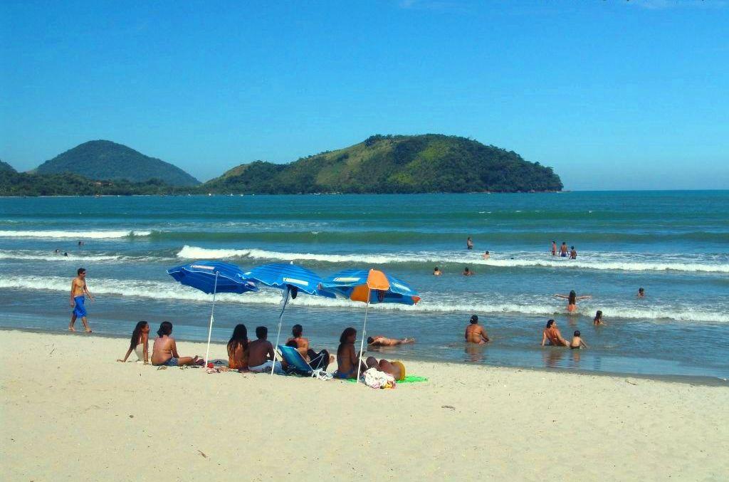 Aptos Familia Com Ar Condicionado Ubatuba Praia Pereque Acu Luaran gambar