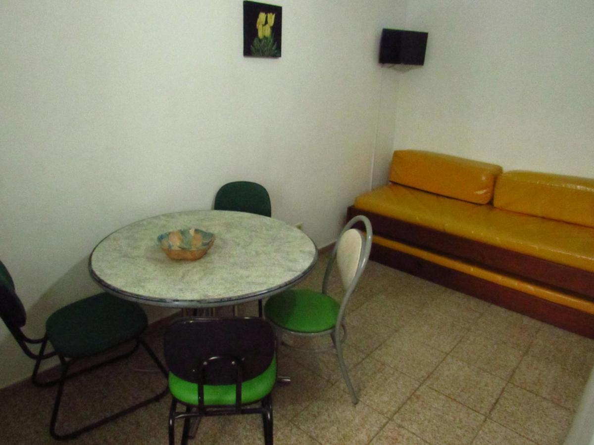 Aptos Familia Com Ar Condicionado Ubatuba Praia Pereque Acu Luaran gambar
